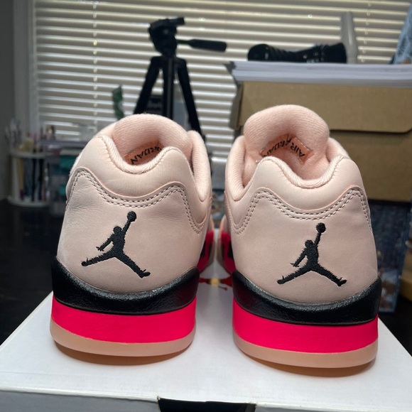 Jordan Retro 5 “Girls That Hoop” Lows - Picture 3 of 4